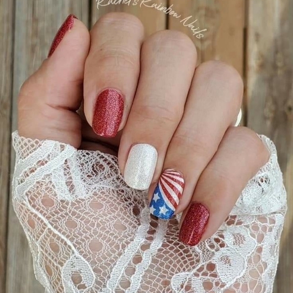 Color Street Nail Polish Strips in American Dream - Picture 3 of 4
